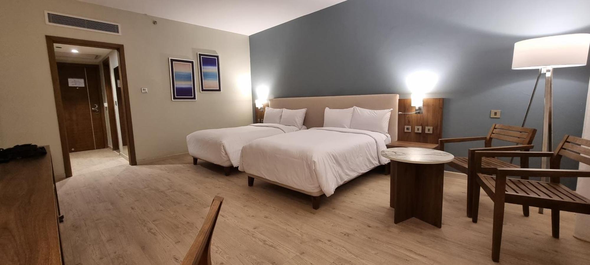 Phoenix Hotel & Wellness Sheikh Zayed City Kültér fotó
