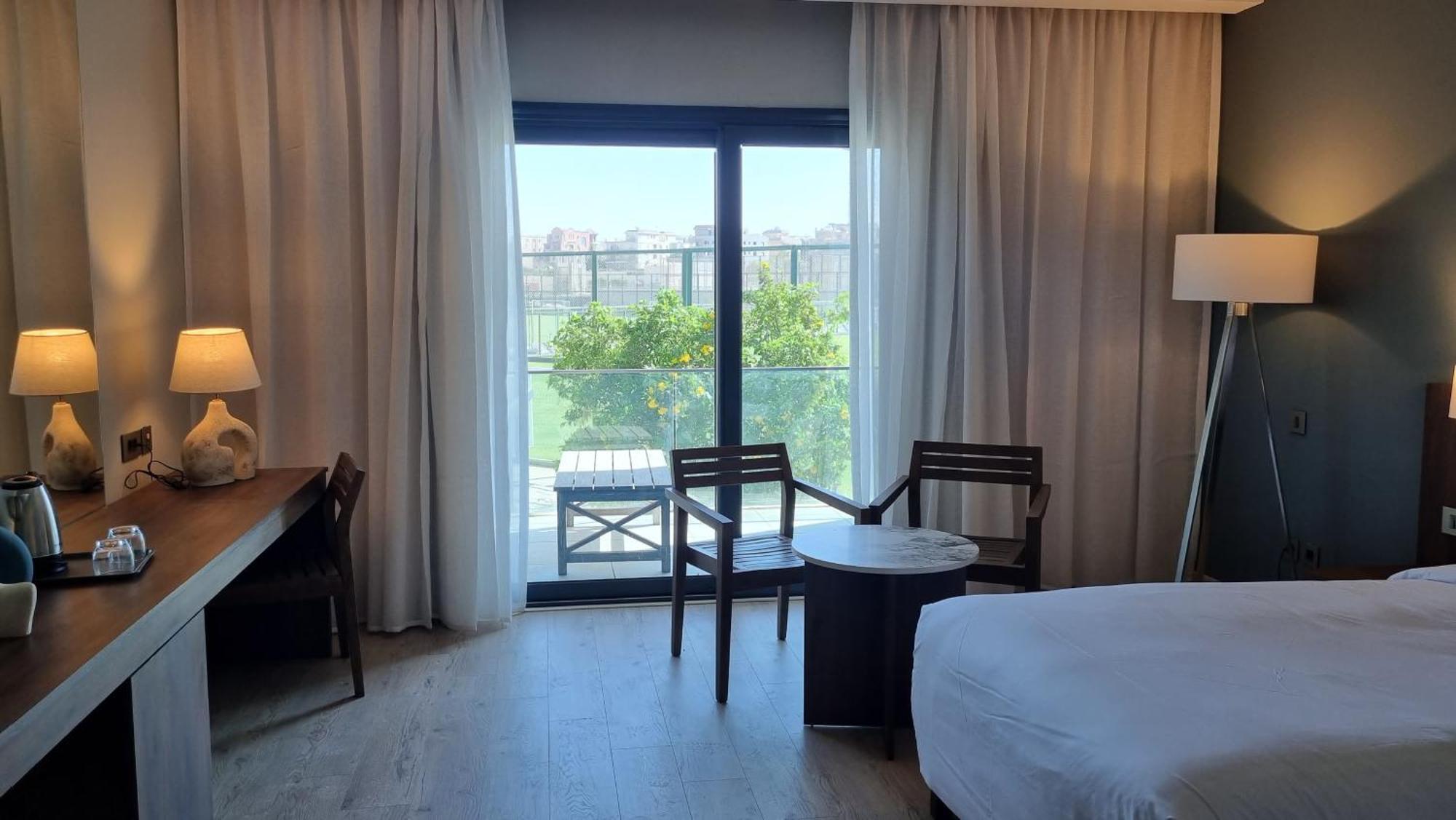 Phoenix Hotel & Wellness Sheikh Zayed City Kültér fotó