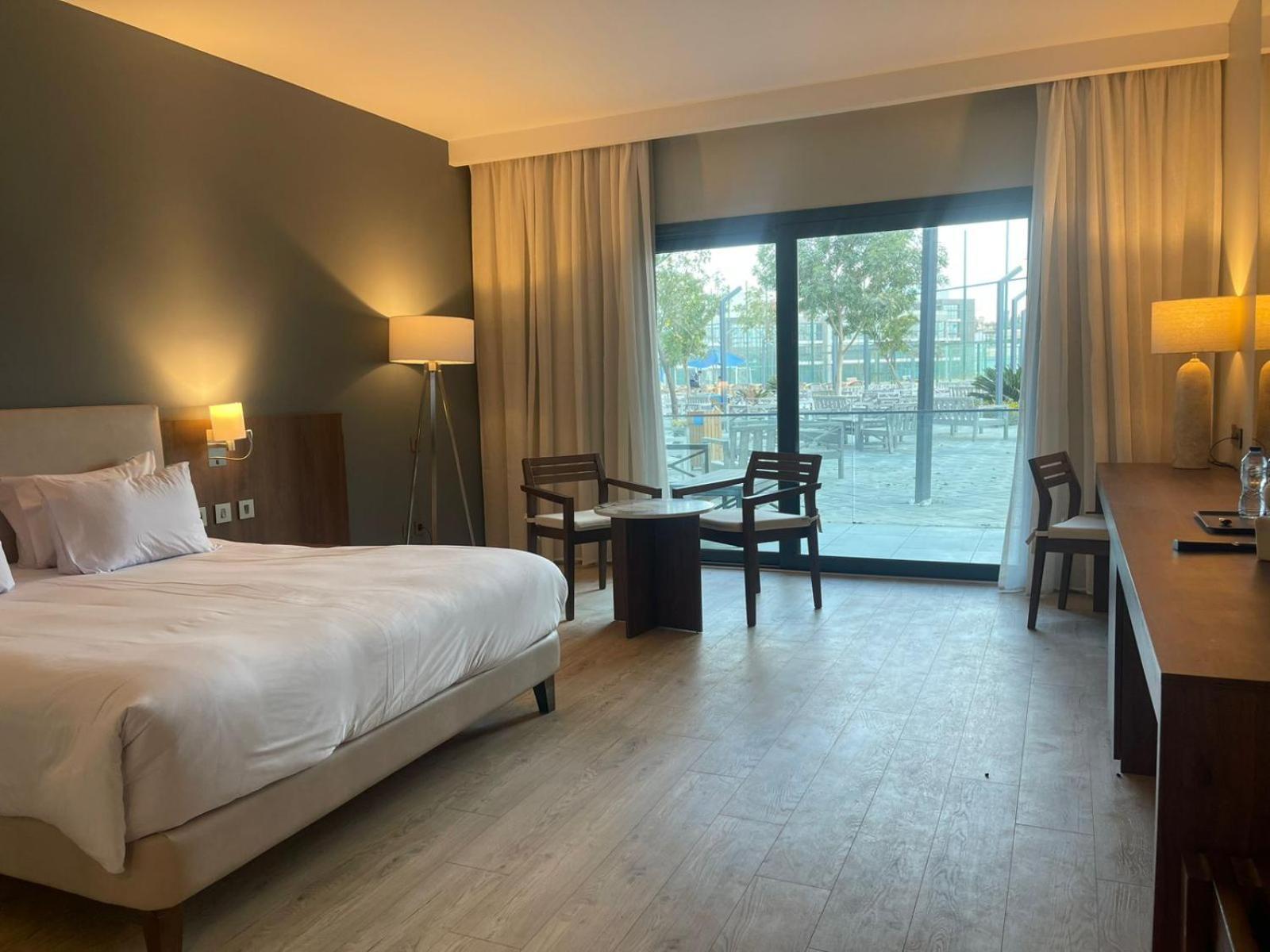 Phoenix Hotel & Wellness Sheikh Zayed City Kültér fotó