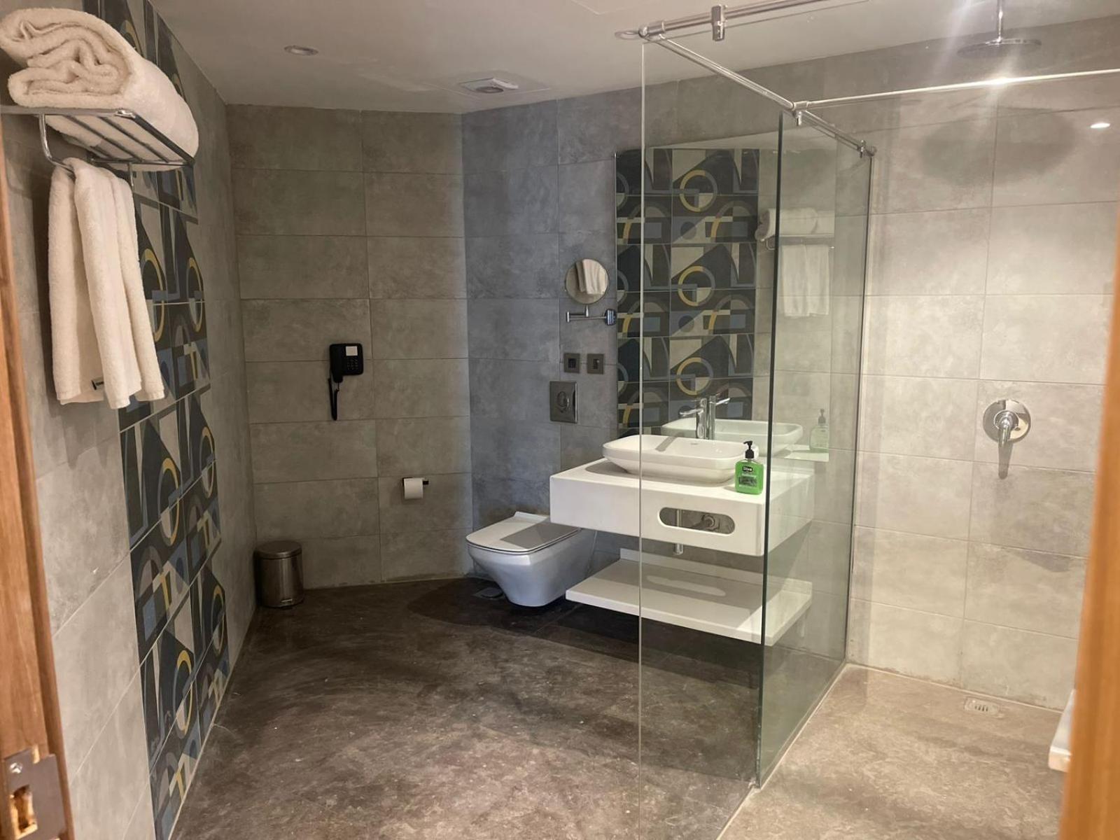 Phoenix Hotel & Wellness Sheikh Zayed City Kültér fotó