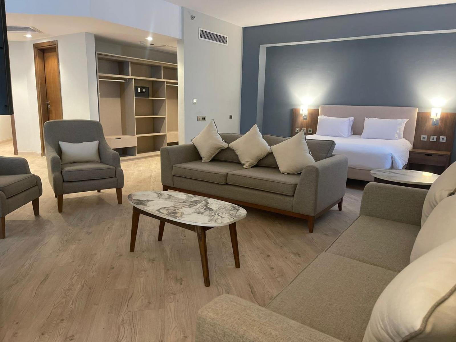 Phoenix Hotel & Wellness Sheikh Zayed City Kültér fotó